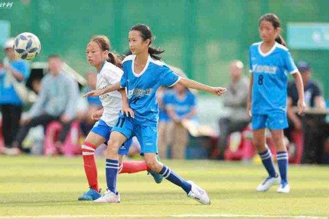 内马尔告知队友今夏去迈阿密 与梅西和苏神重聚