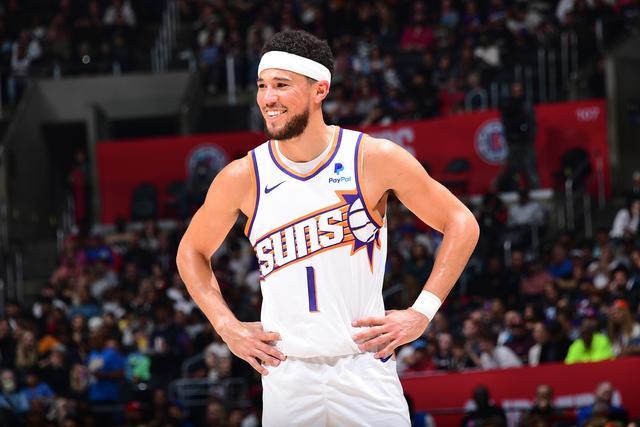 祝铭震28分胡金秋23分 广州大胜广厦35分